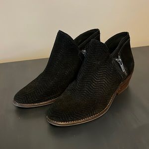 Lucky black Fhuna boot